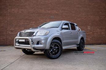 TOYOTA HILUX N70 4WD GD07 MATTE BLACK MILLED